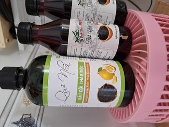 Product Review of HÀNG TẶNG Dầu gội Quê Nhà  500ml chống gàu, kiểm soát dầu, bảo vệ màu và dưỡng tóc - tặng 2 tinh chất from T**t N**g 1
