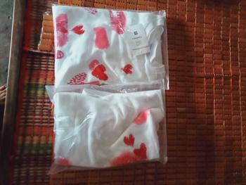 Product Review of Áo Thun Simonc Lovely tee hình trái tim vải Poly mịn thun 36% cotton form rộng Nam Nữ Unisex Tay Lỡ Áo Gril Phố Top Cổ Tròn from H**g K**g 0