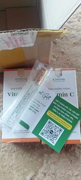 Product Review of KEM CHỐNG NẮNG VITAMIN C (Tặng nước hoa) PHÙ HỢP VỚI MỌI LOẠI DA Skincare Nữ Làm Đẹp Da from M**0 0