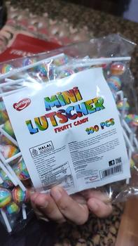 Product Review of Naraya Mini Lutscher Fruity Fruit Candy 300g Permen Lolipop Rainbow Fruit Candy Isi 100 Pcs from D**y H** 0