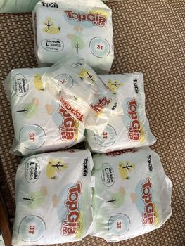 Product Review of (LIVE - 5 BỊCH SIÊU TIẾT KIỆM) Tã Bỉm Topgiakids, pH<7 an toàn cho da bé, mềm mại, mỏng nhẹ, chống tràn tối đa, tặng 2 miếng dùng thử (TDN) Cho Bé from N** G**u Đ** T**😎 0