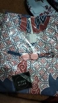 Product Review of Blouse Mega Mendung - Baju Batik Wanita Kerja Blouse Motif Mega Mendung Warna soft from I**️ 0
