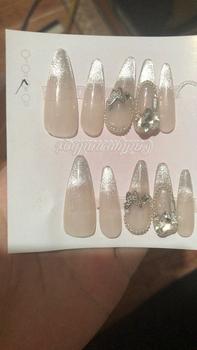 Product Review of Mã D006 - Nailbox Thiết Kế Thủ Công French Mắt Mèo (kèm bộ dụng cụ). from H**i 0