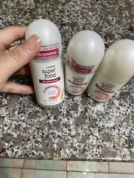 Product Review of Combo 2 Lăn Hút Mùi LASHE SUPERFOOD Dưỡng Sáng Da 50MLx2 + Tặng Lăn Hút Mùi LASHE SUPERFOOD Dưỡng Sáng Da 50ML from D** D** 1**️ 0