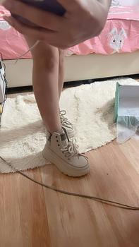 Product Review of รองเท้าสีขาว ไฮท็อป สไตล์อิน สำหรับนักเรียนหญิง พื้นหนา ซิปข้าง รองเท้าสเก็ตกีฬาลำลอง คอลเลคชั่นฤดูใบไม้ร่วงและฤดูหนาวปี 2024 มาใหม่ from ม**ง 0