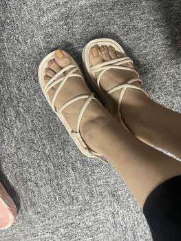 Product Review of EROSSKA - Giày sandal nữ đế xuồng dây quai mảnh cao 6cm màu nude - SB014 from H**n 3