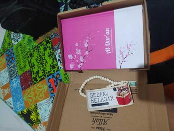 Product Review of Al Quran Cantik Tulis Nama Hard Cover Alquran Al-Qur'An Hardcover from R**i L**i 0