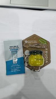 Product Review of Dưỡng môi Frudia 10g Blueberry, Pomegranate, Avocado Lip Balm from Q**️ 1