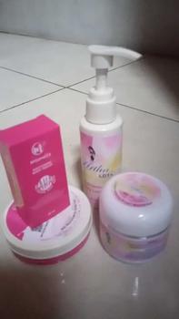Product Review of Bundle Isi 5 Misonells Hb booster 250gr & Bleaching Licorice+Aha Bodyserum from a**d 0