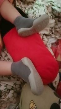 Product Review of Baby Kids Soft Rubber Sole Unisex Baby First Shoes Baby Anti Slip Walkers from K**i 1