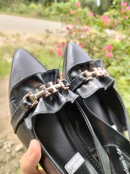 Product Review of Declare&Dee Heels Blok Wanita Pitaloka Square Toe High 3 CM Black Karet Belakang Best Seller Shoes flat  shoes from T**5 1
