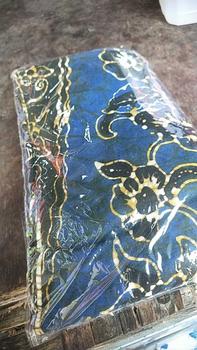 Product Review of SARUNG BATIK TUBAN ASLI BELUM JAHITAN  UKURAN  118*180 CM  BAHAN RAYON SANTUNG BISA DI PAKAI BAHAN BAJU SARUNG DAN PAKAIAN LAIN SARUNG BATIK MURAH (BATIK ASLI) BUKAN PRINTING KOMPUTER from D**🧚 0
