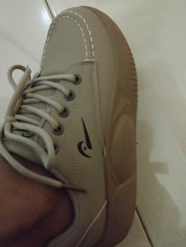 Product Review of Sepatu Wanita Moderen Cantik Sneakers Viral Comfy Ootd Fashion Bahan Pu  Bora from D**8 2
