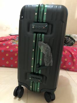 Product Review of (6006) Koper Sultan Hitam 20, 24, 28 Inch Anti Bump Metal 4 Roda Ganda Putar 360° Smart Lock from S**o 2