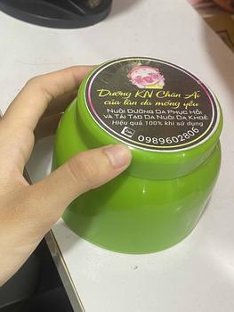 Product Review of Kem Body Dưỡng . ĐƯỜNG TRANG (ĐT) trắng da . cấp ẩm . Chất kem cải tiến mới . trọng lượng 150g from U**n n**! 1