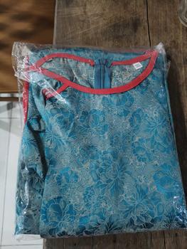 Product Review of Áo Dài Gấm Cao Cấp Cao Cấp phối màu thiết kế xinh from l**9 0