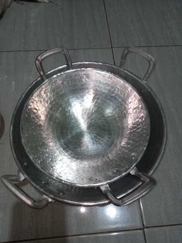 Product Review of paket wajan 20 cm dan 24 cm alumunium tempa penggorengan tebal anti lengket Alat Dapur Kitchenware from h**h 0