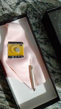 Product Review of Đồng hồ thời trang nam nữ Rosivga R42 mặt vạch cá tính dây da mềm êm tay gồm HỘP ĐỒNG HỒ, CHỐT THÁO DÂY ĐỒNG HỒ, KHĂN LAU, VÒNG TAY VÀ PIN ĐỒNG HỒ from b**🌷 3