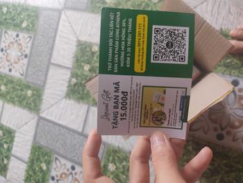 Product Review of KEM CHỐNG NẮNG VITAMIN C (Tặng nước hoa) PHÙ HỢP VỚI MỌI LOẠI DA Skincare Nữ Làm Đẹp Da from B**h 💵** 3