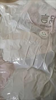 Product Review of 【Hot Sale】Household Vacuum compression bag 10PCS Vacuum Storage Bag+1 AirPump Space Saving Resealable Vacuum BagsCompression Bag Home storage Organiser Plastic vacuum  bag from L** ** 0