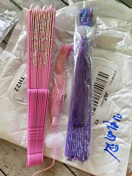Product Review of พัดลมพับ สไตล์จีน มือถือ เหมาะสำหรับเต้นรำ งานแต่งงาน ของขวัญ from n**a 0