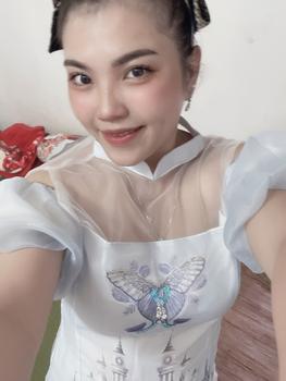 Product Review of Aó Dài; Áo dài cách tân Thanh Nga tay bồng tiểu thư đính kết Women Dress from S**p M** N**n 6** 0