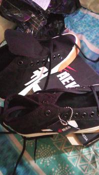Product Review of Sneakers Aekoshoes TwoYears High Black Gum Produk Lokal Made In Indonesia from i**x 0