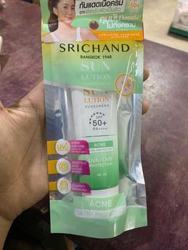 Product Review of SRICHAND กันแดดสกินแคร์ สูตรคุมมันคุมสิว ซันลูชั่น แอคเน่ แคร์ ซันสกรีน เอสพีเอฟ 50+ พีเอ++++ ขนาด 40 มล. from W**) 1