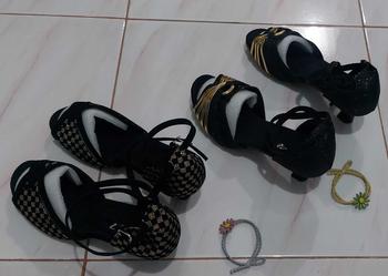 Product Review of YAN Sepatu Dance Wanita Sepatu Hak 5cm Sepatu Dansa Latin/ Line Dance from m**2 0