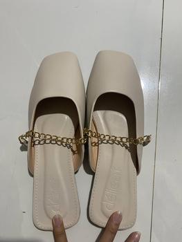 Product Review of (Form ngắn tăng size) Giày nữ sục bệt mũi vuông gót vuông trang trí xích vàng  thời trang Nguyễn Gia N139 Shoes DéP from e**2 0