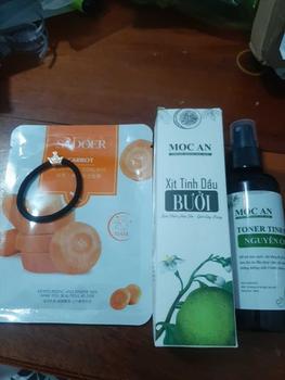 Product Review of Combo 5 Chai Xịt Dưỡng Tóc Tinh Dầu Bưởi Da Xanh (Spray)  Mộc Ân Haircare 120ml from 西** ** 0