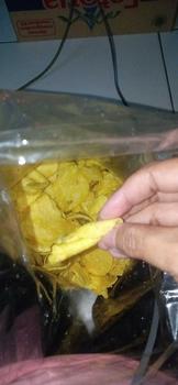 Product Review of Kecimpring Singkong Bawang Daun 1 KG Comring Cemilan / Food / Snack Makanan from y**i @** 3
