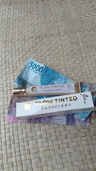 Product Review of Jilvie Sunscreen Waterproof untuk Wajah Mencerahkan from R**a a**i a**i 0