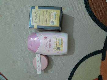 Product Review of Dung Dịch Vệ Sinh tặng nước hoa móp vỏ ngoài from h**h 0