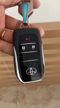 Product Review of Vỏ chìa khóa từ xa lật, sửa đổi, cho Toyota Rav4, Camry, Hiac, Corolla, Hilux, Fortuner, Innova, Vỏ chìa khóa, có lưỡi Toy43, nút 2/3 / 4 from L**K 0