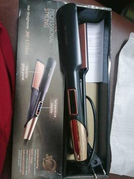 Product Review of ใหม่ล่าสุด เครื่องหนีบผมเงา Premium หน้าจอ Digital แผ่นหนีบหน้ากว้างขึ้น เซรามิกถนอมผม from O**n 2