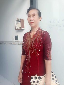 Product Review of Đầm Trung Niên Dáng Dài + Lửng K482 Vải Nhũ từ 50-80kg Ôm gọn Màu Đỏ Women Dress Kim Tuyến from H**n H**n 0