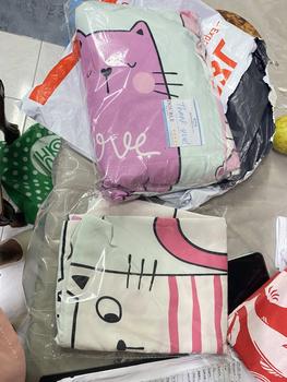 Product Review of 10 DESIGNS CHARACTER 100% CANADIAN COTTON 3in1 (bedsheet with 2 pillowcase) from a**n 0