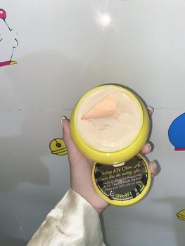 Product Review of Kem Body Dưỡng . ĐƯỜNG TRANG (ĐT) trắng da . cấp ẩm . Chất kem cải tiến mới . trọng lượng 150g from R**4 0