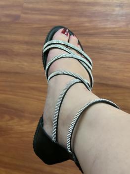 Product Review of Sandal soàn đan chéo hậu cao cổ khoá kéo bigsize 35 đến 43 DéP Nữ from N** T**n 0