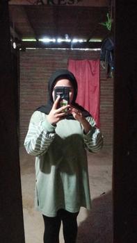 Product Review of QR PROJECT ID - KAOS POLOS OVERSIZE LENGAN PANJANG STRIPE SALUR WITH SLIT from l**i 0