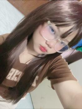 Product Review of 【ALLSKING】ฟรีตาข่ายคลุมผม วิกผมยาวสวยจรดปลาย ยาวถึงช่วงเอว Chocolate brown wig เหมือนธรรมชาติ วิกผมผู้หญิง ผมปลอม Wig หน้าม้าวิกผมยาวผู้หญิง วิกผมคอสเพลย from ย**🤍 0