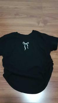 Product Review of เสื้อยืดรัดรูป สาวอวบใส่ได้ ปักโบว์ใหญ่  ทรงสวย ใส่แล้วพรางหุ่น เอวคอดสุด แต่งย่นข้าง รุ่น ปักโบว์ใหญ่ from j**3 0