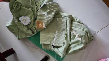Product Review of Bộ Ngủ Đồ Bộ Pyjama Cổ Vets Quần Dài Aó Hai Túi Gấu Vải Đũi Gân Mềm Nhẹ from h**7 2