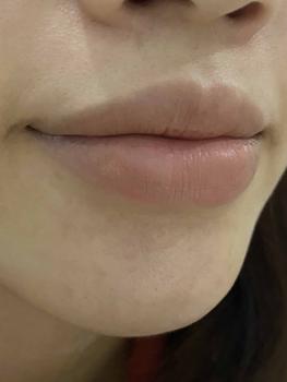 Product Review of INTO YOU Son môi nữ chính son môi matte hai trong một bền màu không dính cốc sản phẩm Trang Điểm Cosmetic 2g from C**. 1