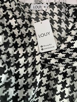 Product Review of Áo sơmi hoạ tiết nanh sói - houndstooth Top Nữ from H**1 3