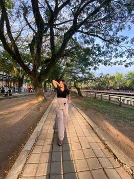 Product Review of SIVALI Bonnie Cargo Pants - Highwaist Loose Cargo - Celana Kargo Wanita - Baggy Pants Panjang Polyester Kulot Casual Hitam Kantor Kantor Formal Kerja Kerja Kerja Basic Karet from _**i 2