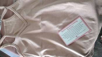 Product Review of B21_Áo 2 Dây Cổ V Phôm Ôm Body Chất Zip Lụa QC from L**ế 4** 0
