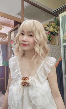 Product Review of Mã MK01 : bộ tóc giả xoăn xù hippi ngắn, phiên bản móc kim thế hệ mới. chiều dài 27cm, chất tóc chịu nhiệt. from T** X**h N**c T**i H** C**m 0