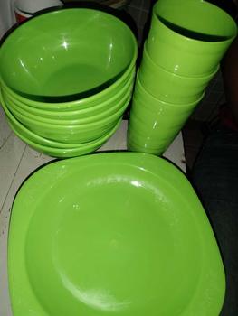 Product Review of PAKET HEMAT PIRING 6 + MANGKOK 6 + 3 GELAS ULIR Hijau Makan Kitchenware from f**a N**l 0